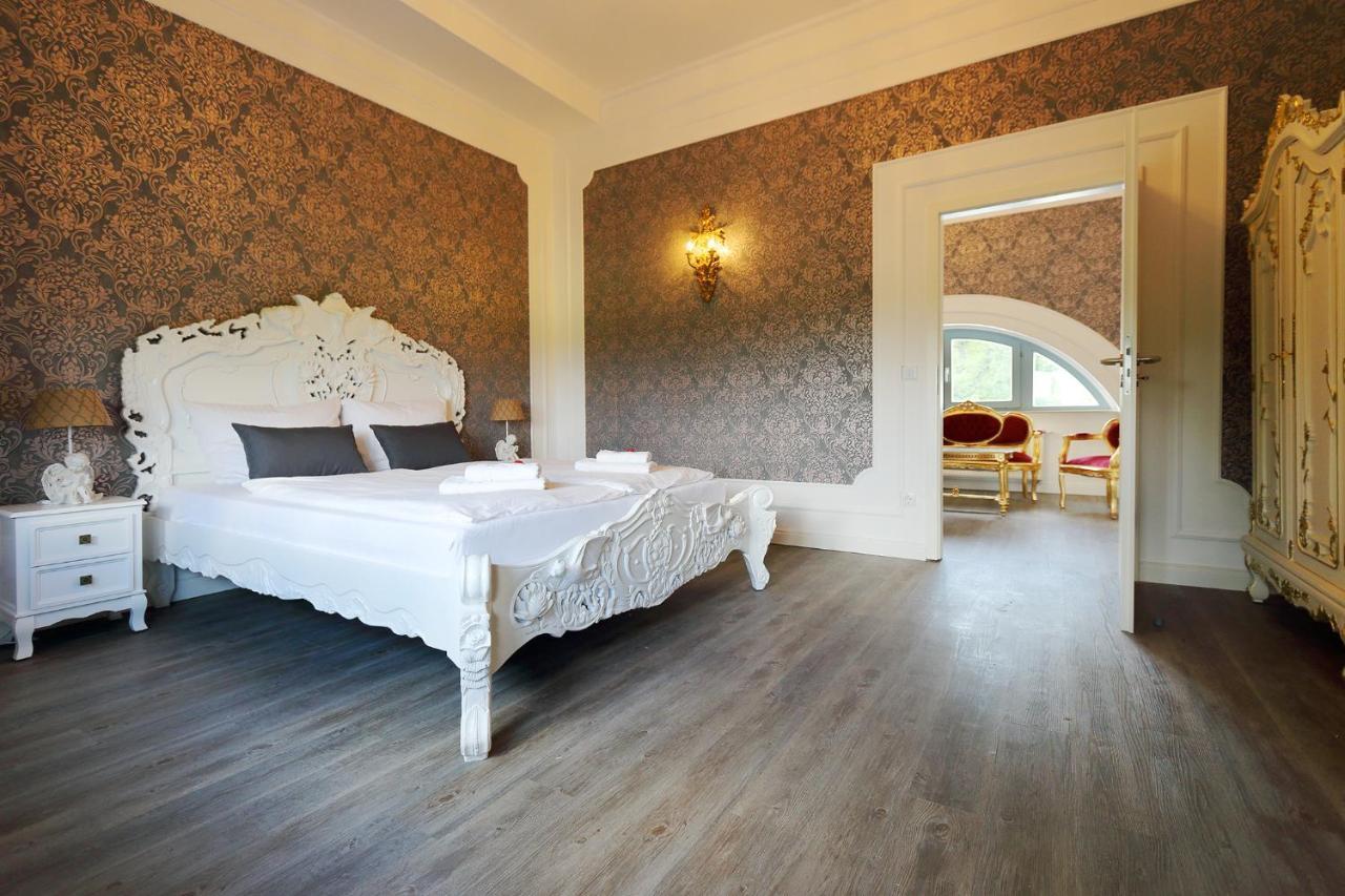 Elbzollhaus Dessau Otel Dış mekan fotoğraf