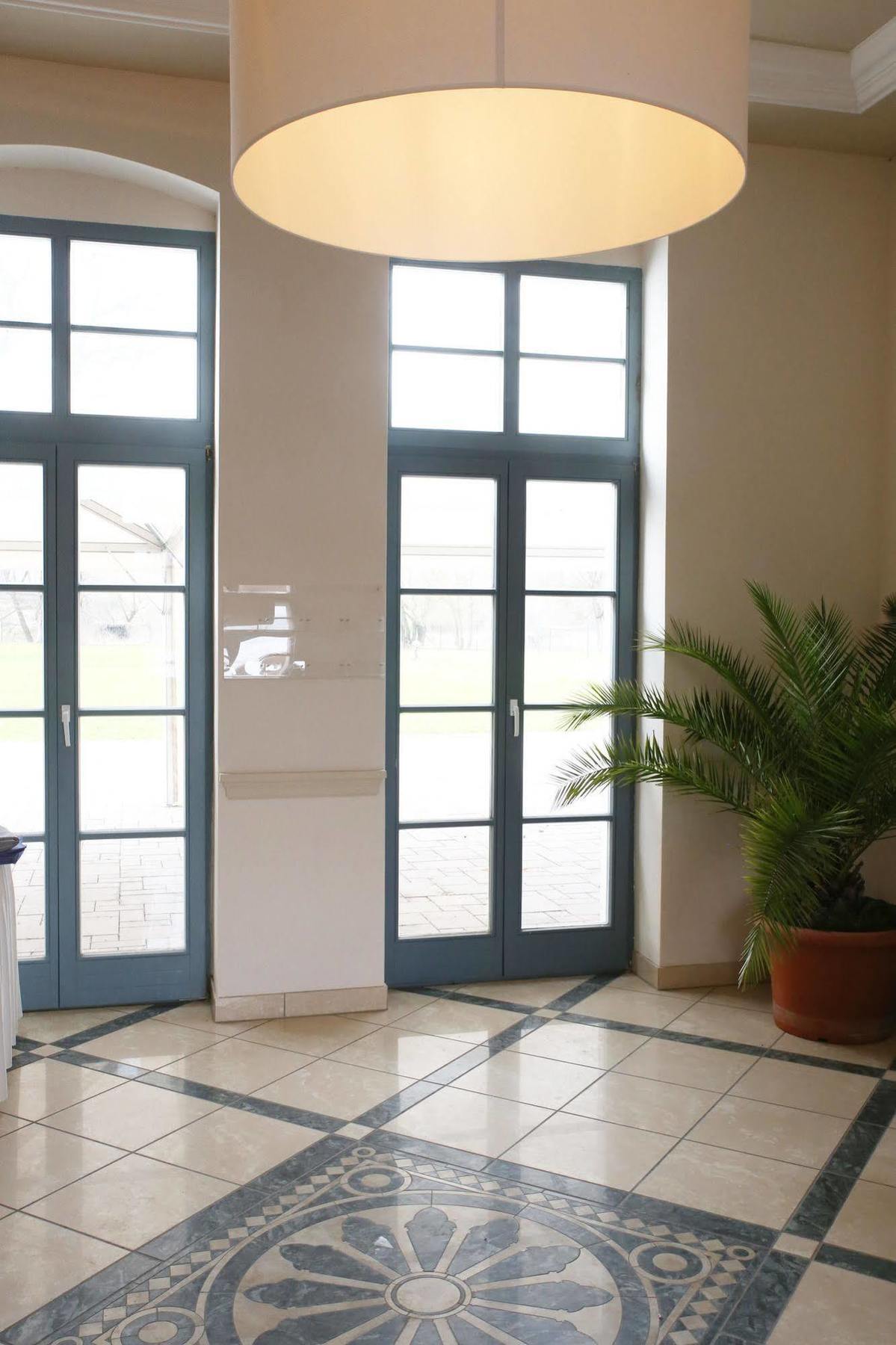Elbzollhaus Dessau Otel Dış mekan fotoğraf