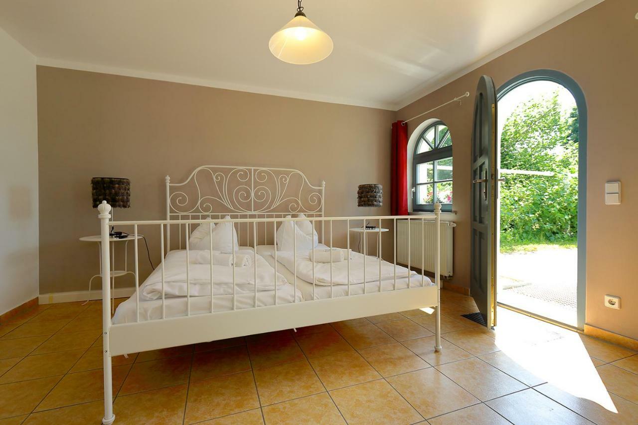 Elbzollhaus Dessau Otel Dış mekan fotoğraf