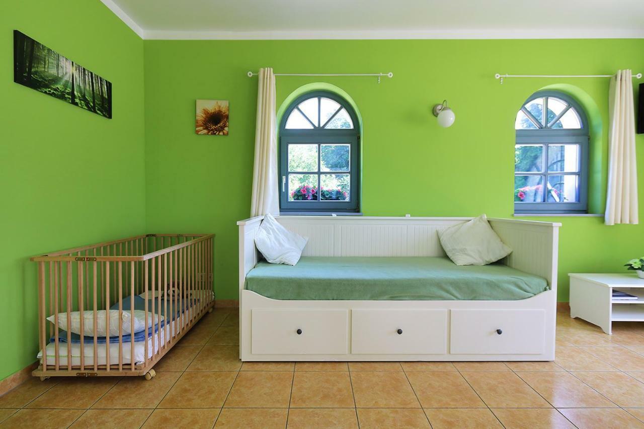 Elbzollhaus Dessau Otel Dış mekan fotoğraf
